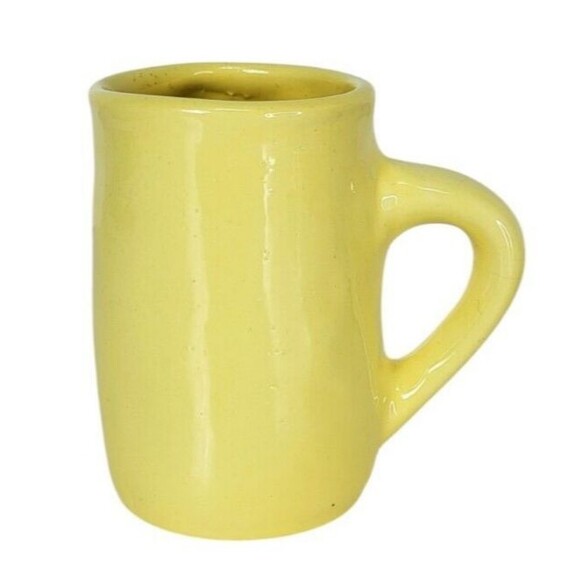 Vintage 1940s Yellow Little Choir Boy Singer Ceramic Religious Coffee Mug RARE - Picture 4 of 8